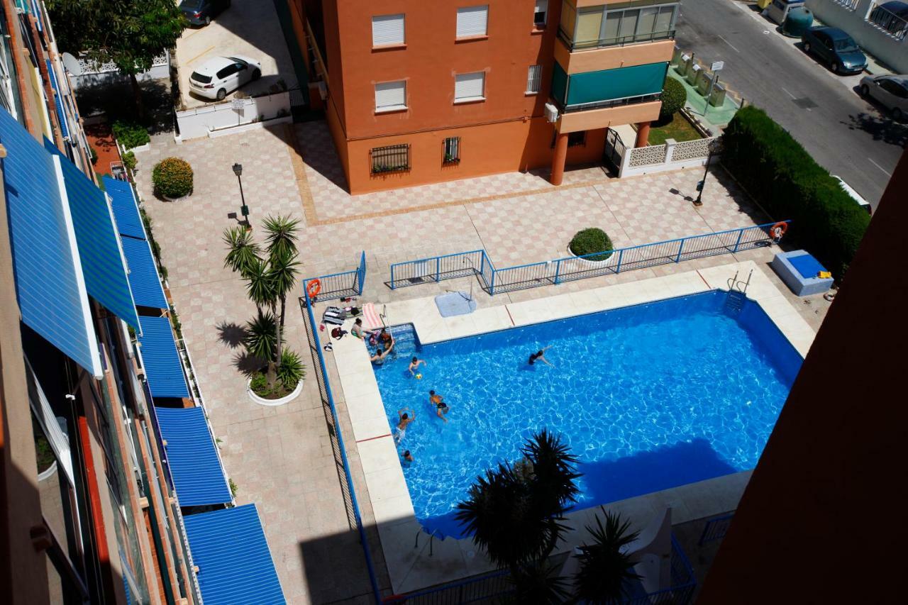 Picasso Boutique Apartment Torremolinos Luaran gambar